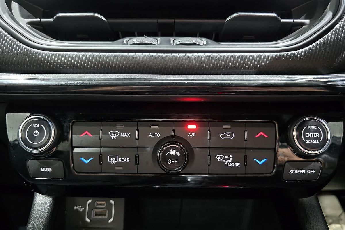 2022 Jeep Compass Night Eagle M6