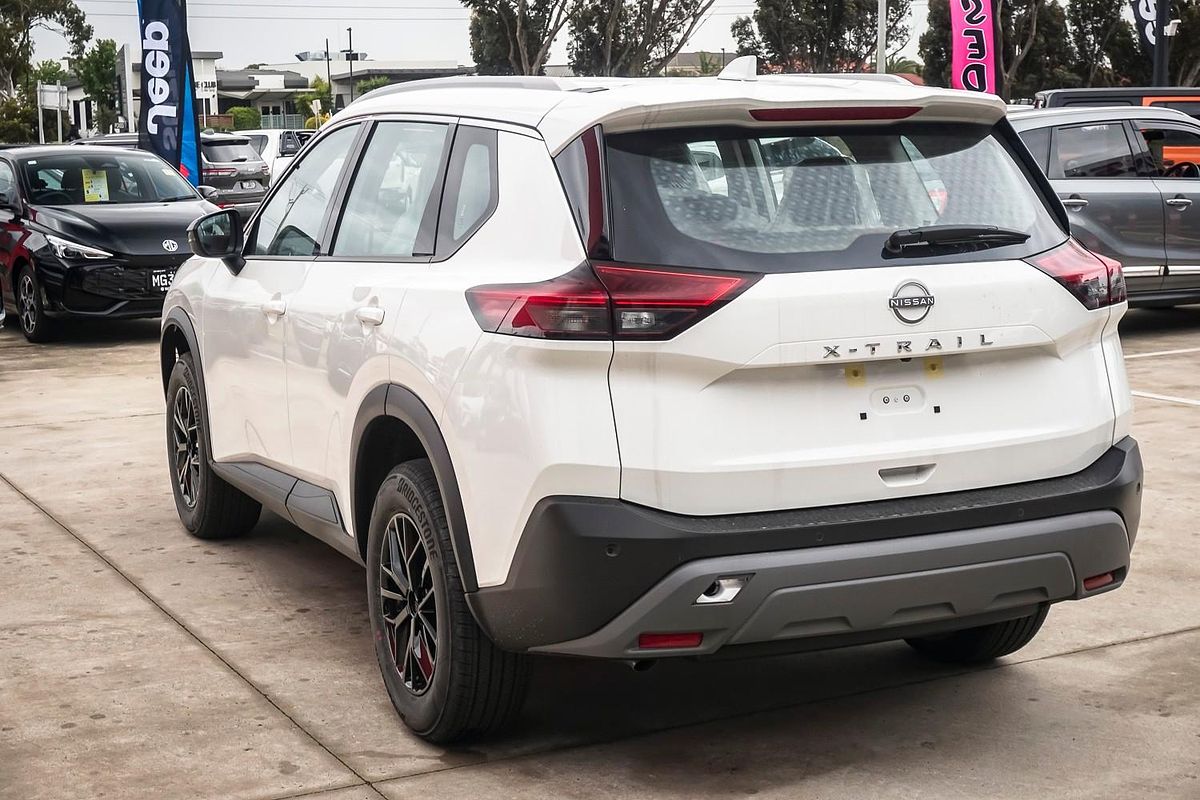 2025 Nissan X-TRAIL ST T33