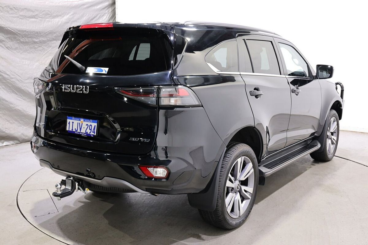 2024 Isuzu MU-X LS-T