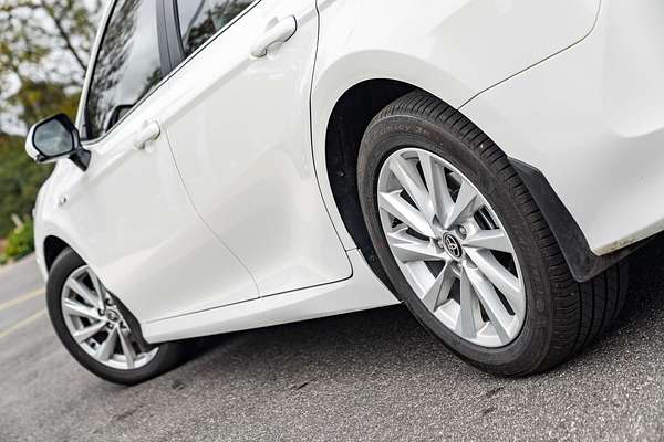 2021 Toyota Camry Ascent AXVH70R