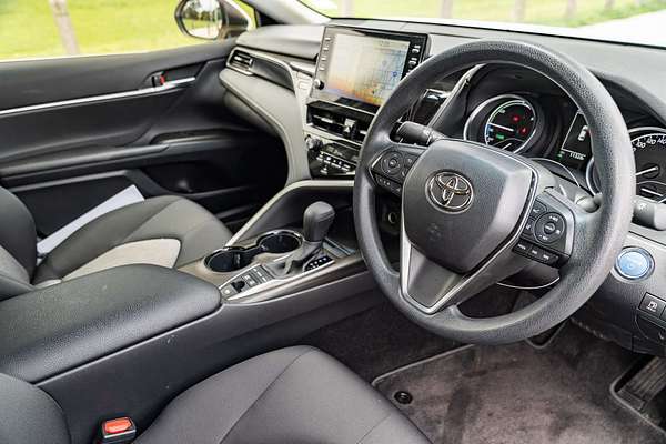 2021 Toyota Camry Ascent AXVH70R