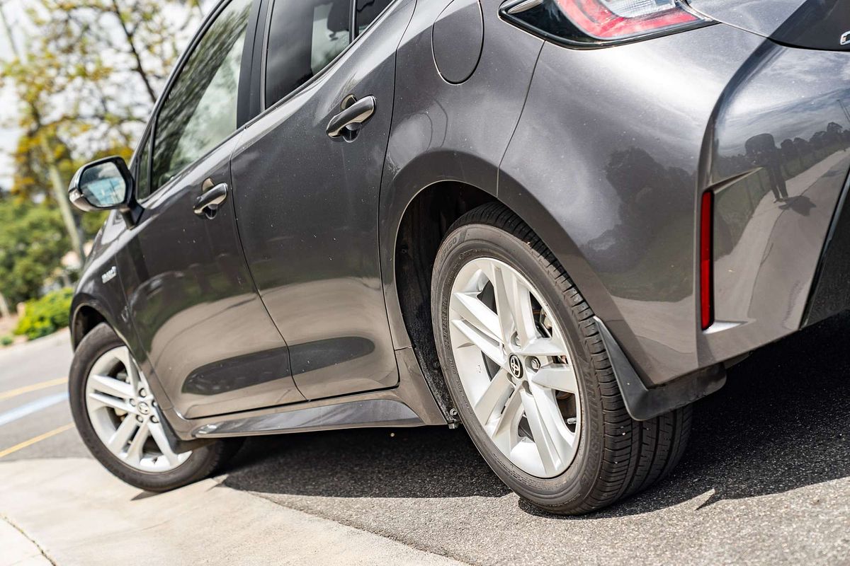 2022 Toyota Corolla Ascent Sport Hybrid ZWE211R