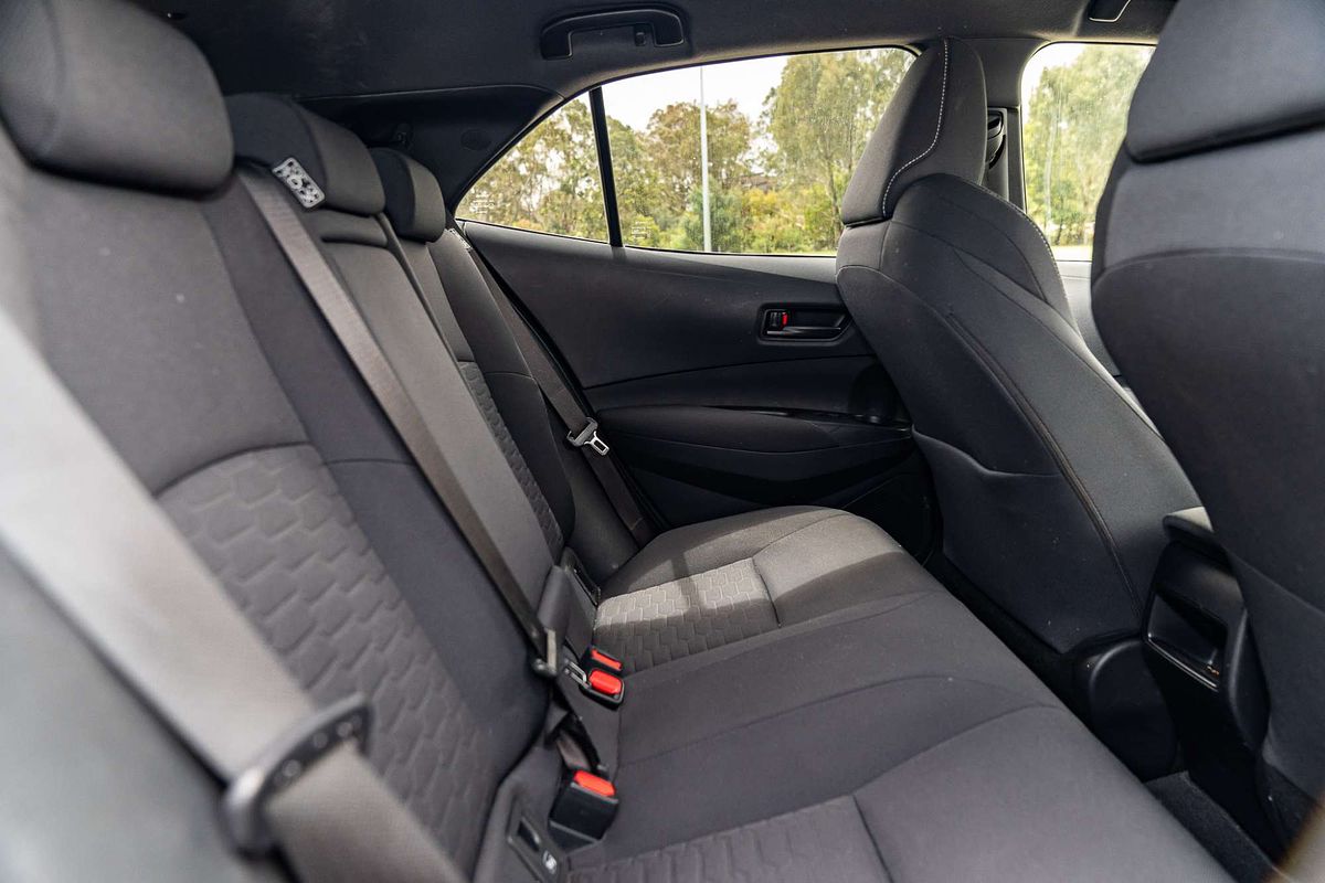 2022 Toyota Corolla Ascent Sport Hybrid ZWE211R