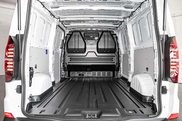 2025 Volkswagen Transporter TDI 125kW NSN LWB Low Roof
