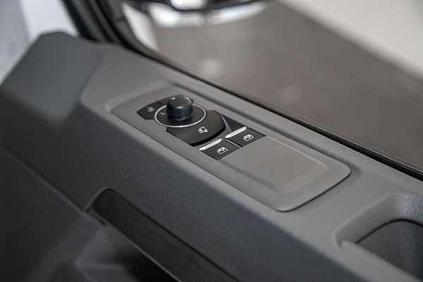 2025 Volkswagen Transporter TDI 125kW NSN LWB Low Roof