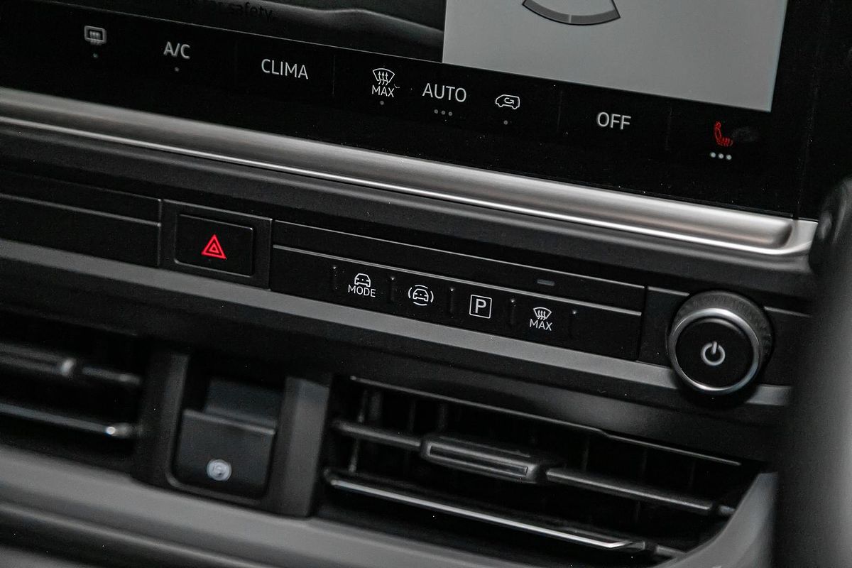 2025 Volkswagen Transporter TDI 125kW NSN LWB Low Roof