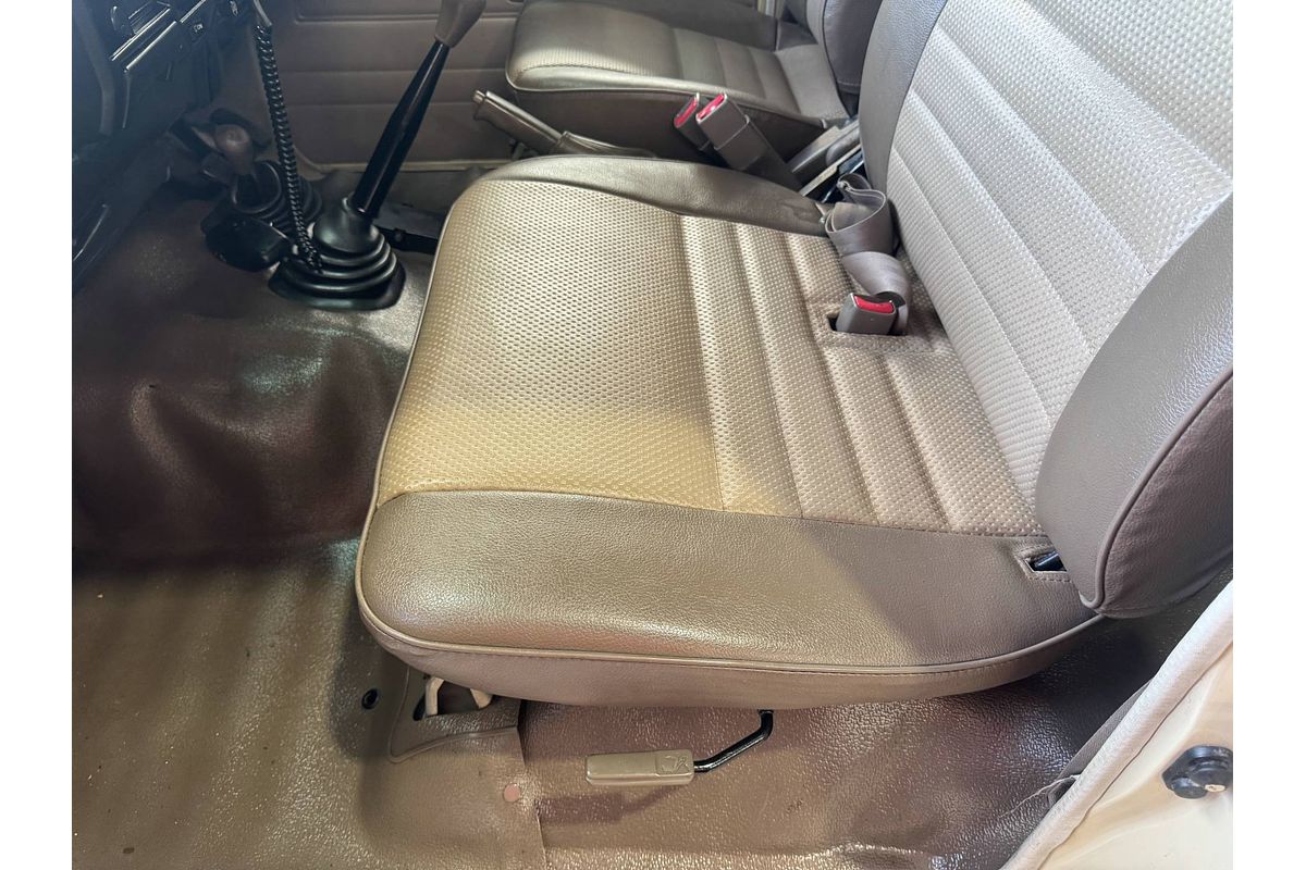 2002 Toyota Landcruiser Troopcarrier HZJ78R