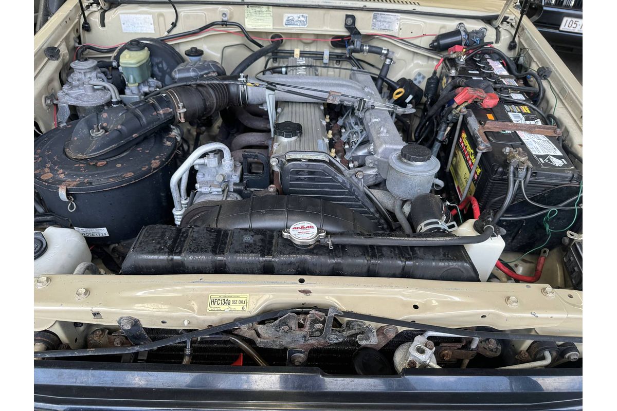 2002 Toyota Landcruiser Troopcarrier HZJ78R