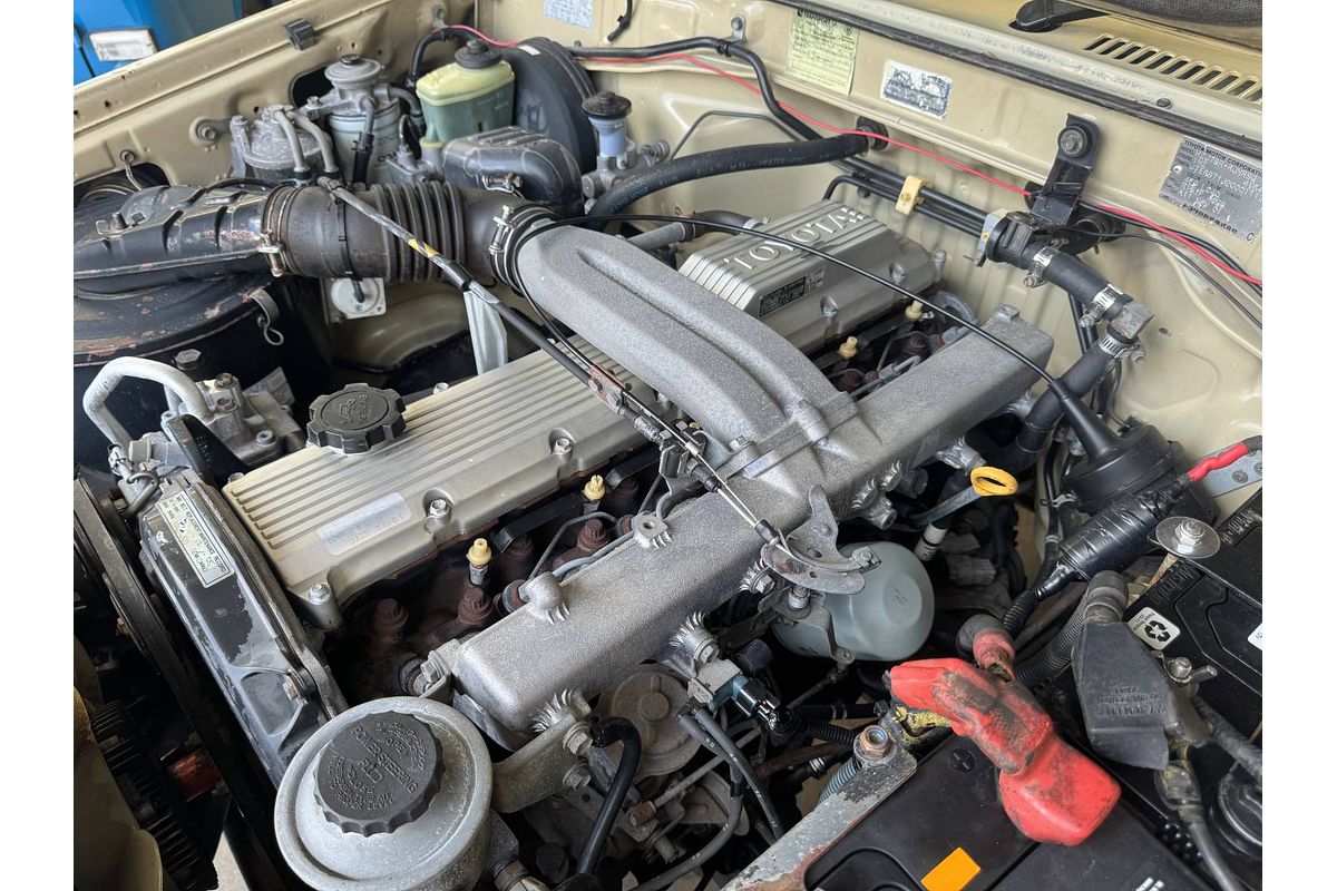 2002 Toyota Landcruiser Troopcarrier HZJ78R