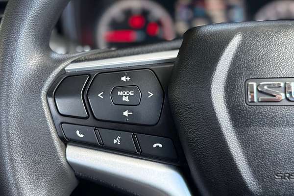 2022 Isuzu D-MAX SX 4X4