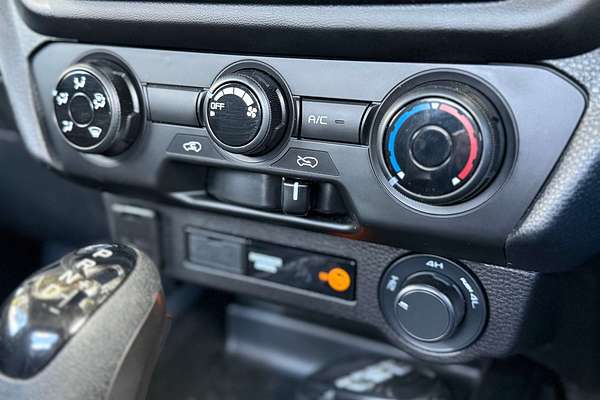 2022 Isuzu D-MAX SX 4X4