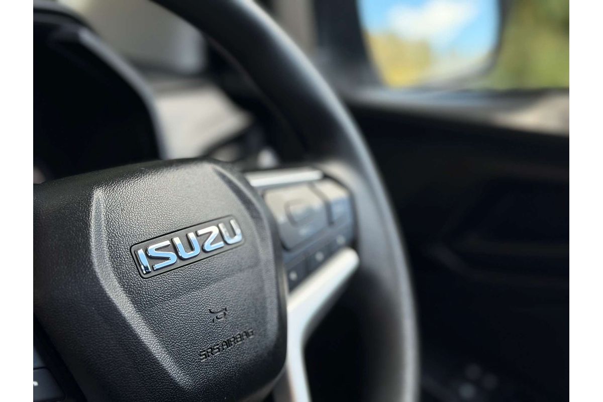 2022 Isuzu D-MAX SX 4X4