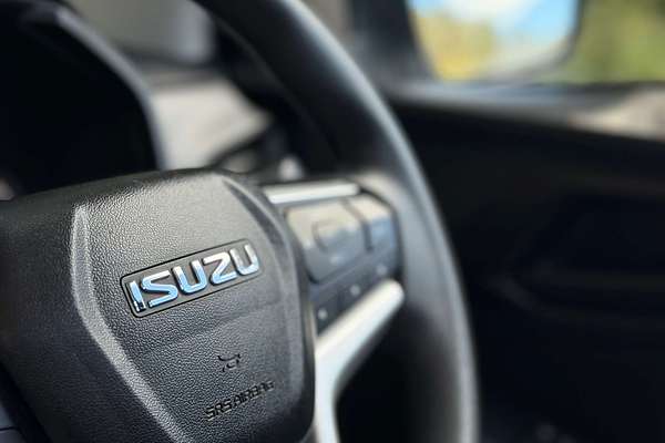 2022 Isuzu D-MAX SX 4X4