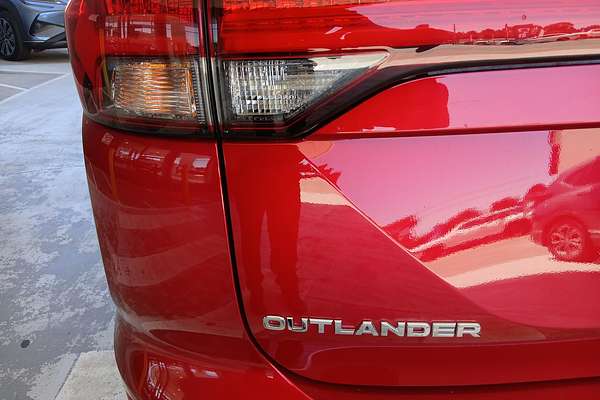 2023 Mitsubishi Outlander Aspire ZM