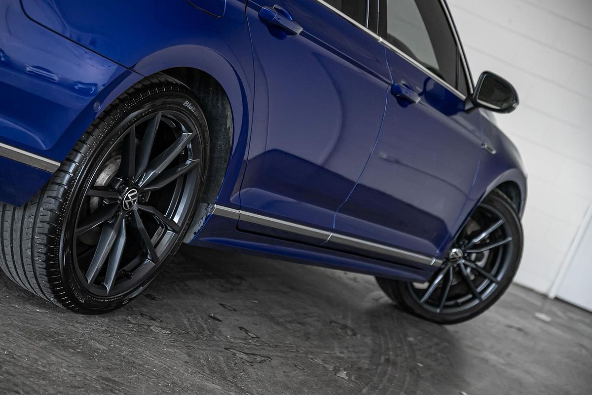 2023 Volkswagen Passat 206TSI R-Line B8