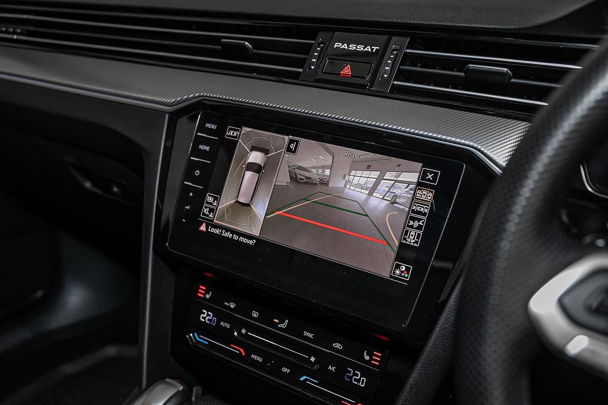 2023 Volkswagen Passat 206TSI R-Line B8