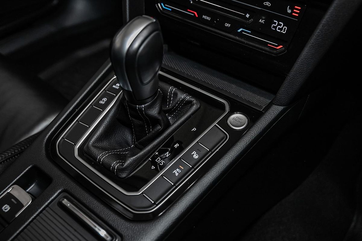 2023 Volkswagen Passat 206TSI R-Line B8