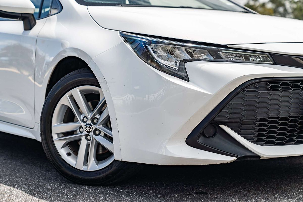 2018 Toyota Corolla Ascent Sport MZEA12R