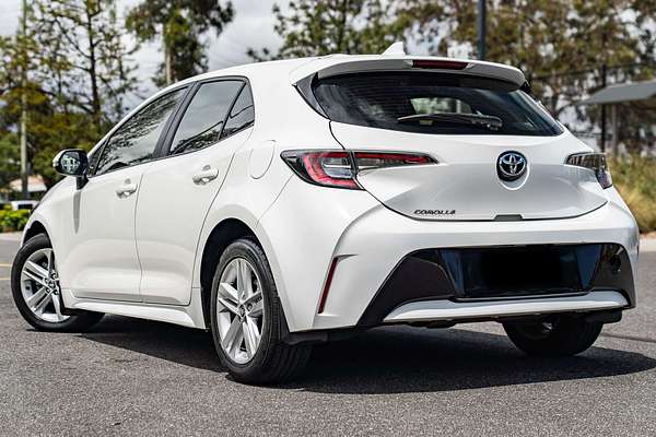 2018 Toyota Corolla Ascent Sport MZEA12R