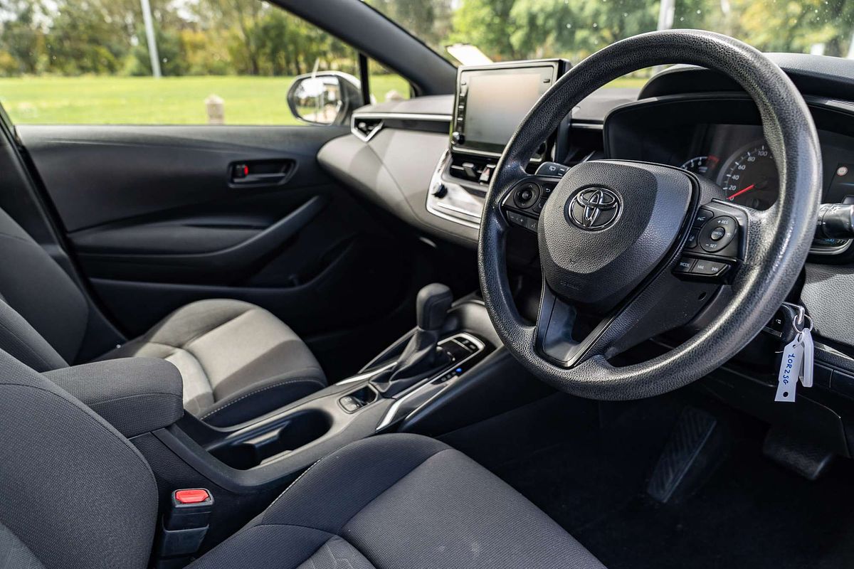 2018 Toyota Corolla Ascent Sport MZEA12R