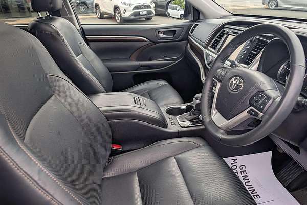 2015 Toyota Kluger Grande GSU50R