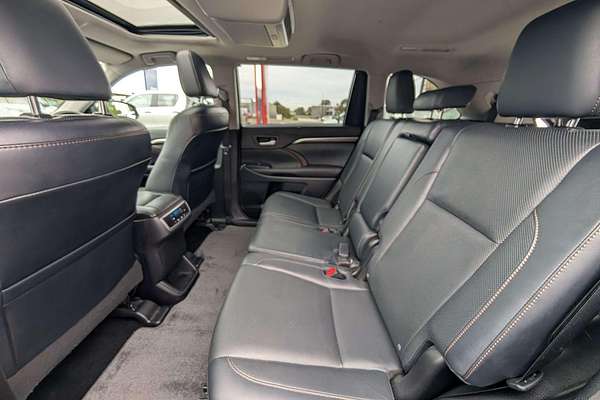 2015 Toyota Kluger Grande GSU50R