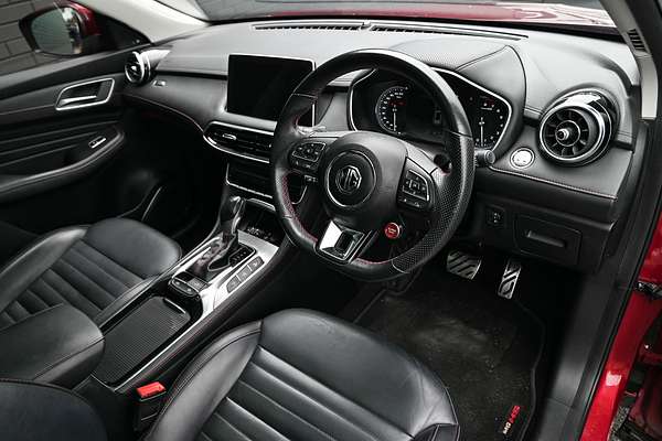 2021 MG HS Essence SAS23