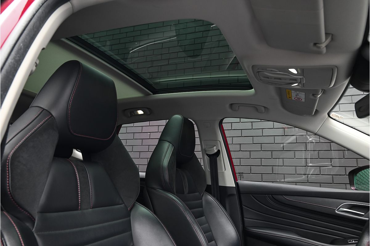 2021 MG HS Essence SAS23