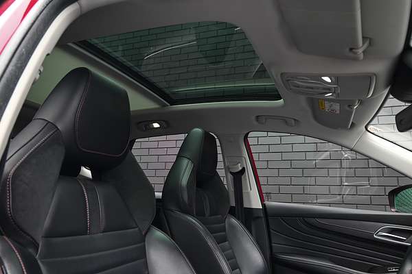 2021 MG HS Essence SAS23