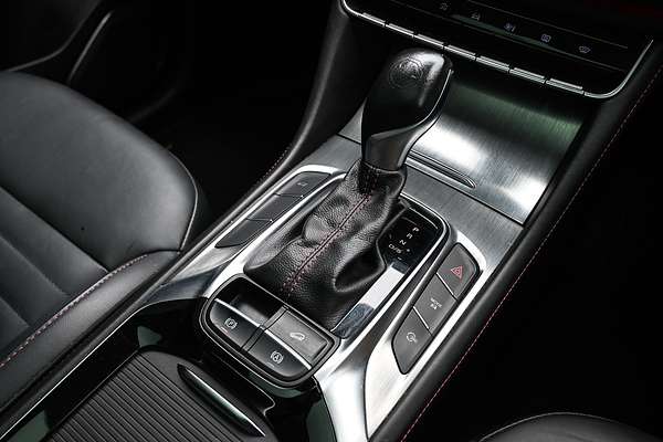 2021 MG HS Essence SAS23