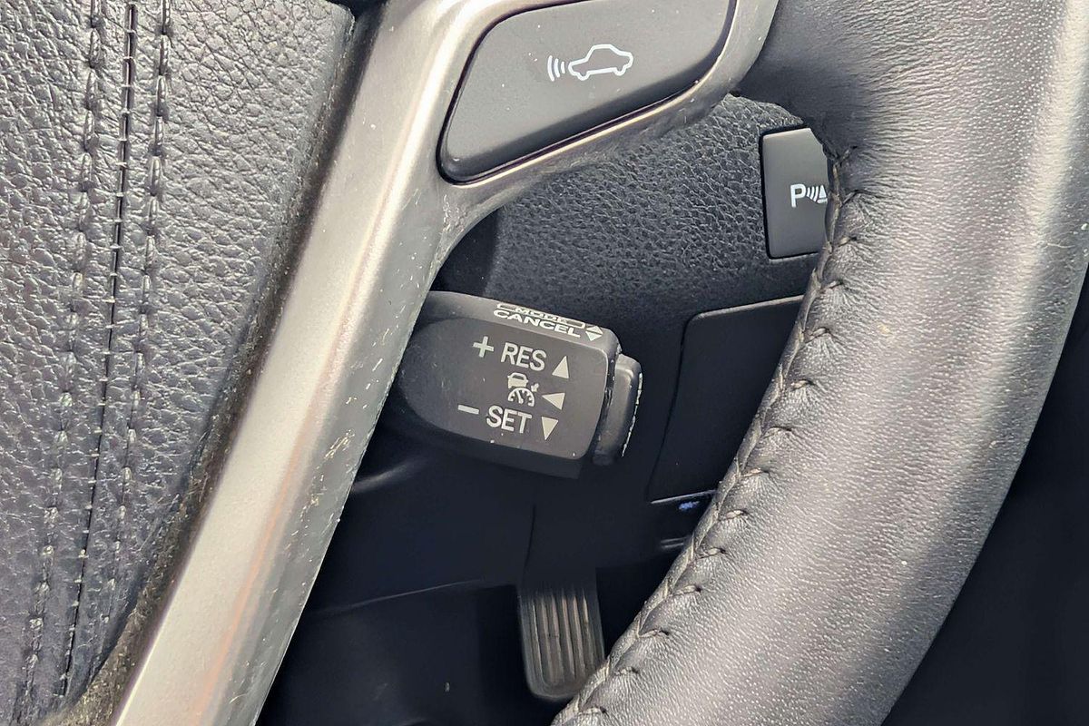 2015 Toyota Kluger Grande GSU50R