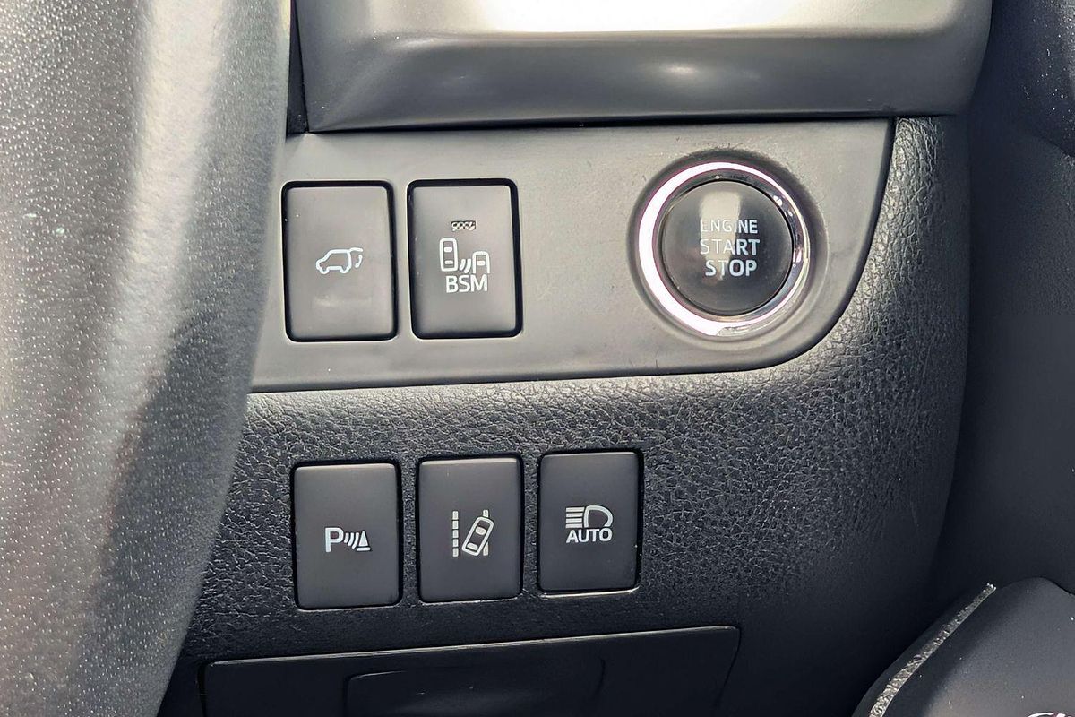 2015 Toyota Kluger Grande GSU50R