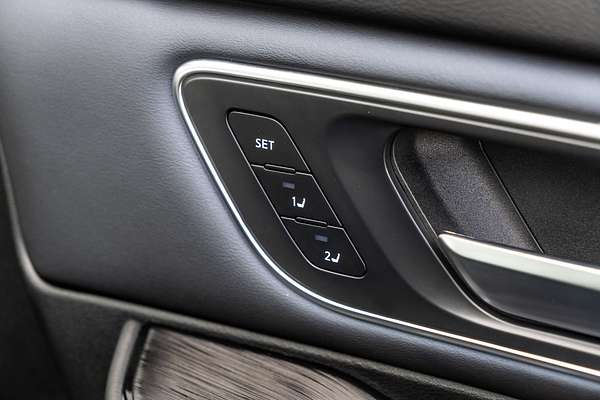 2024 Nissan QASHQAI Ti J12