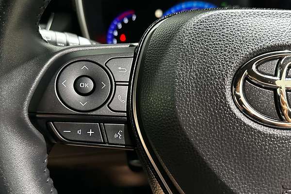 2020 Toyota Corolla ZR Hybrid ZWE211R