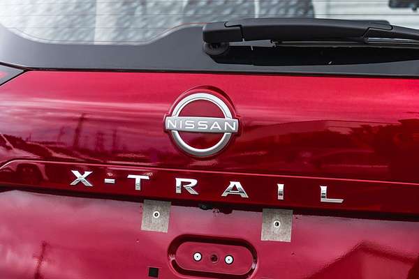 2024 Nissan X-TRAIL ST T33
