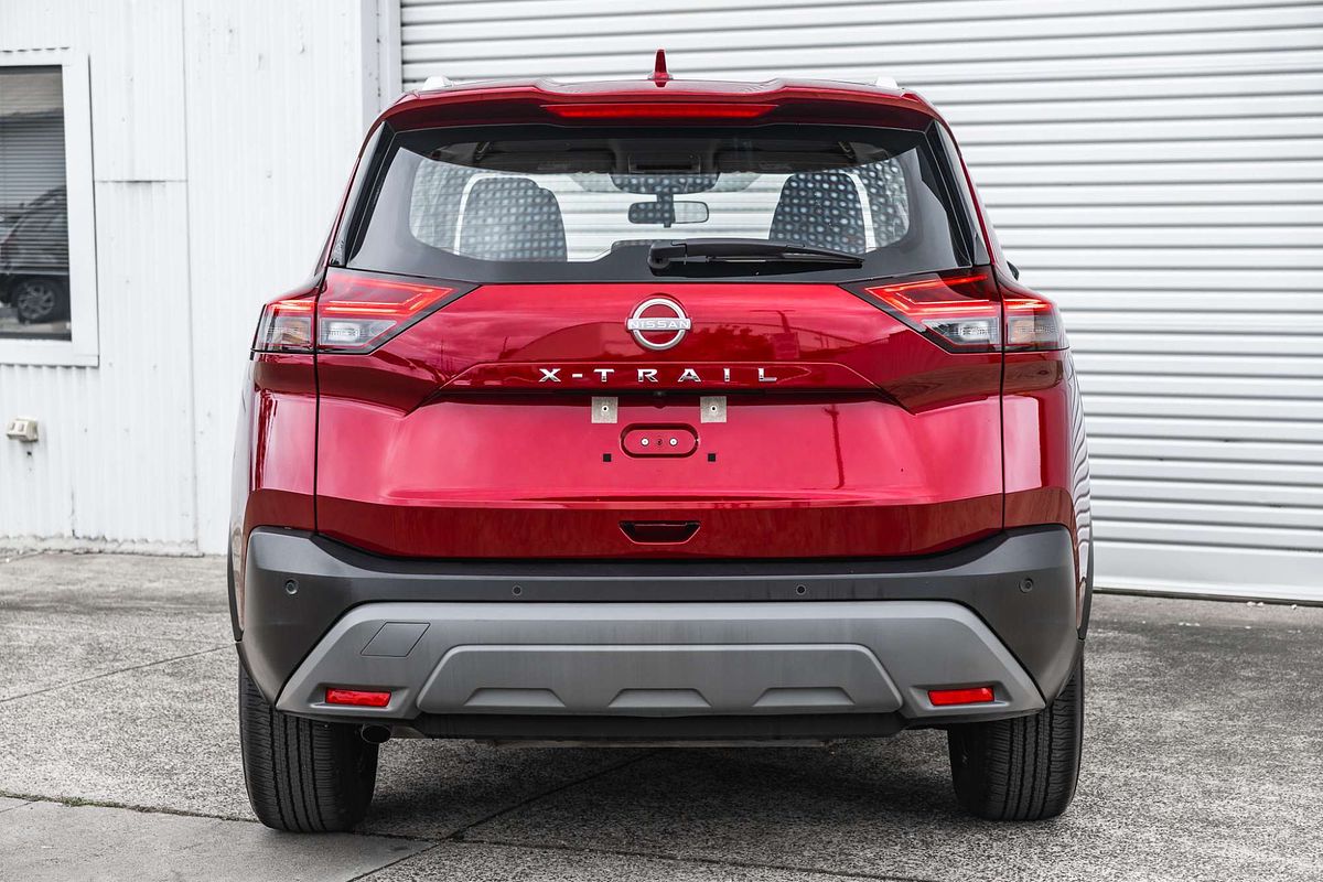 2024 Nissan X-TRAIL ST T33