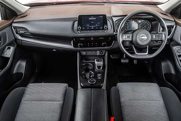 2024 Nissan X-TRAIL ST T33