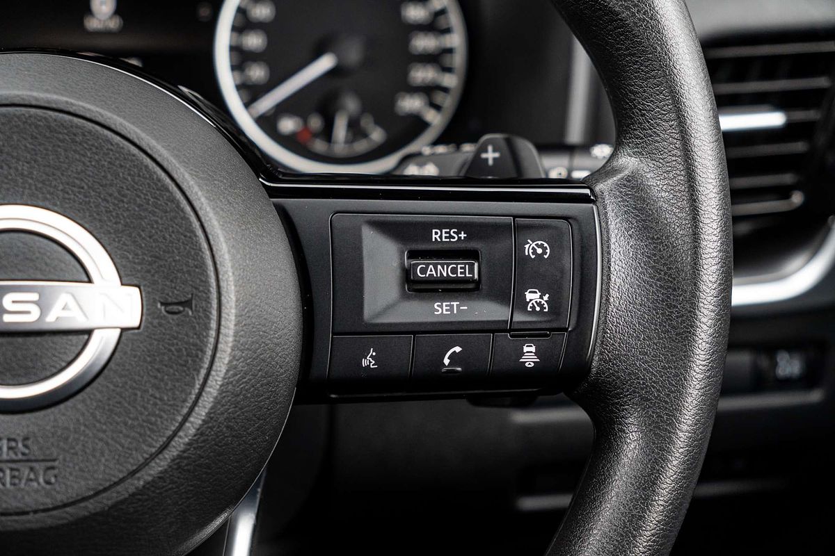 2024 Nissan X-TRAIL ST T33