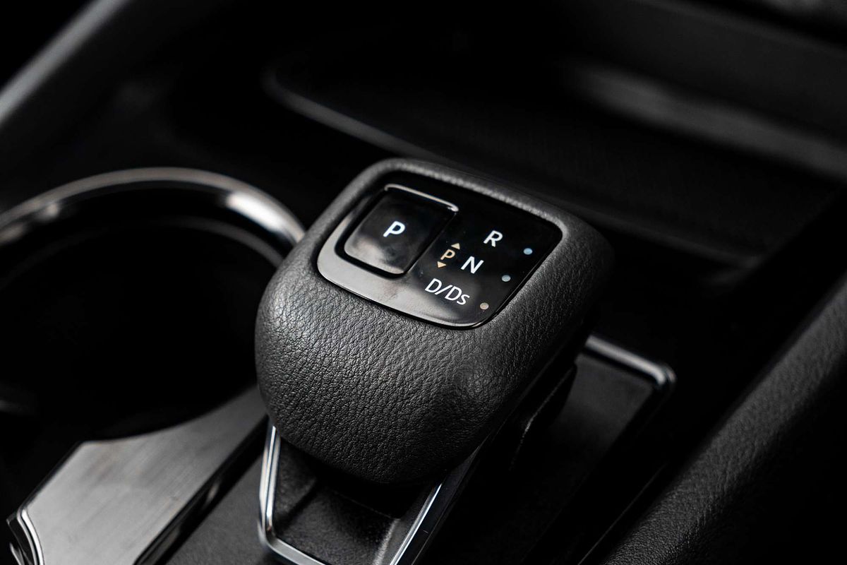 2024 Nissan X-TRAIL ST T33