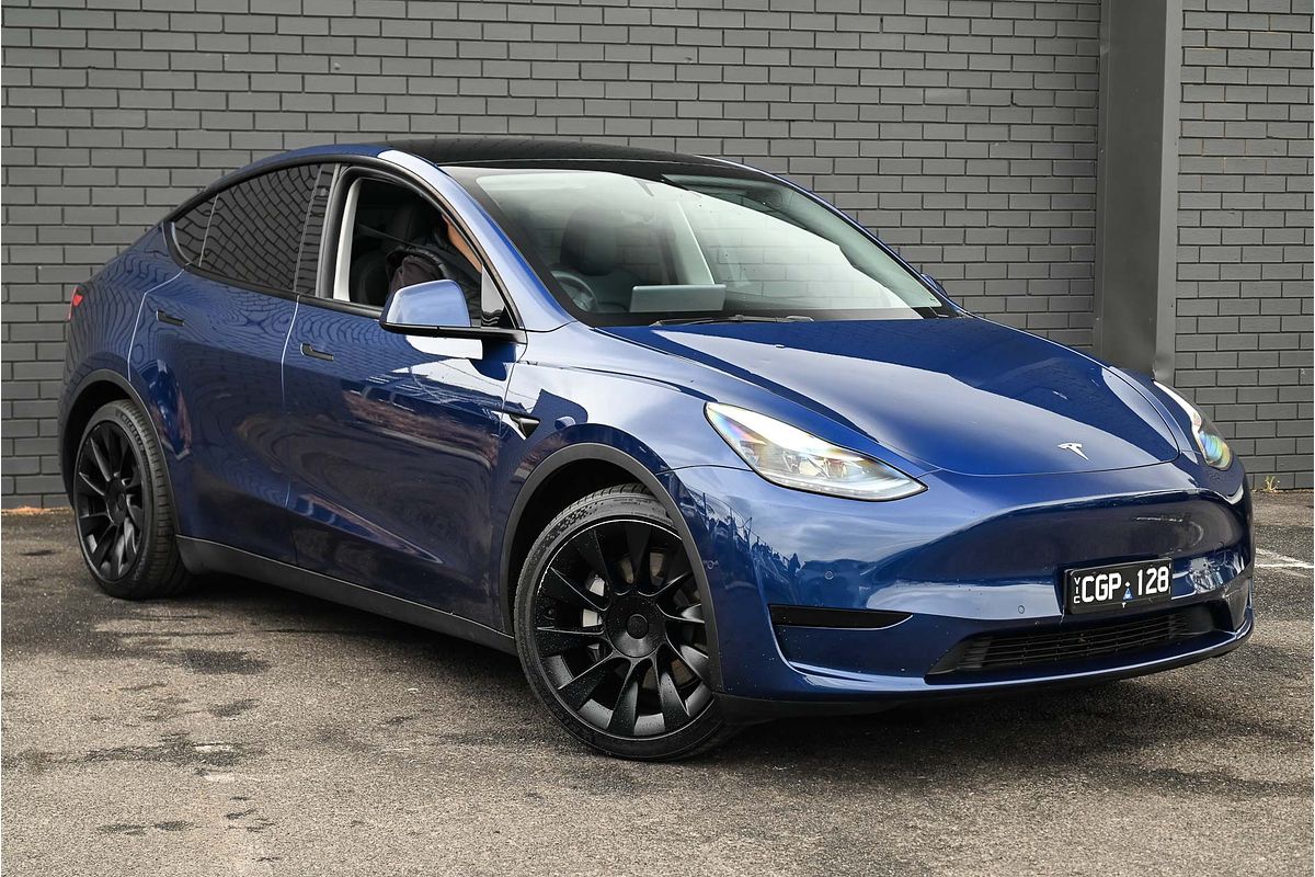 2022 Tesla Model Y Rear-Wheel Drive