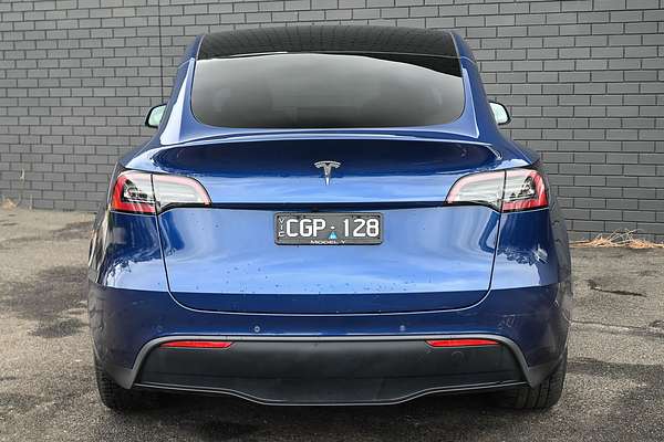 2022 Tesla Model Y Rear-Wheel Drive