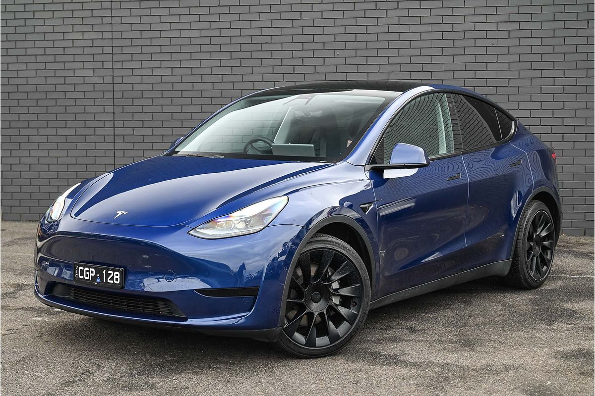 2022 Tesla Model Y Rear-Wheel Drive