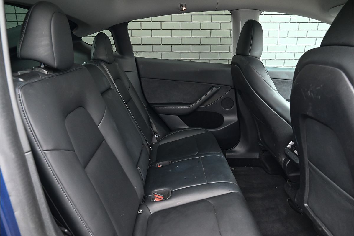 2022 Tesla Model Y Rear-Wheel Drive