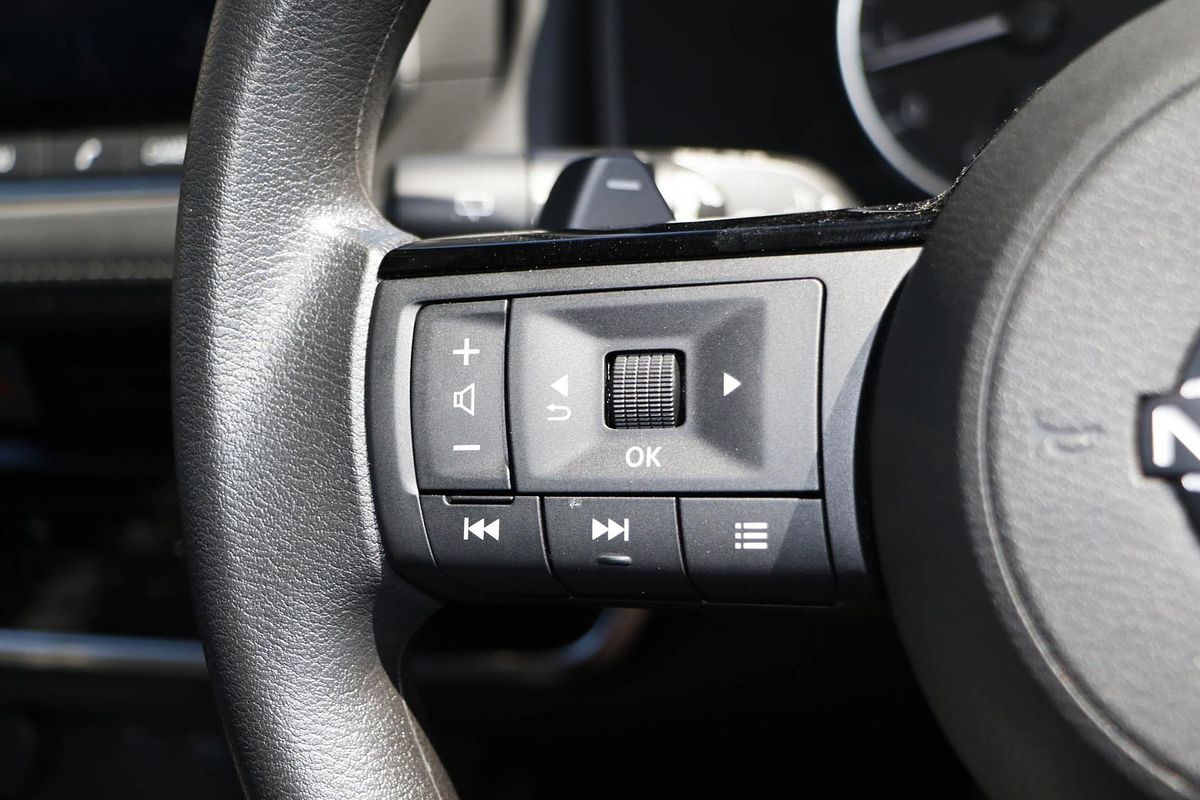 2024 Nissan X-TRAIL ST T33