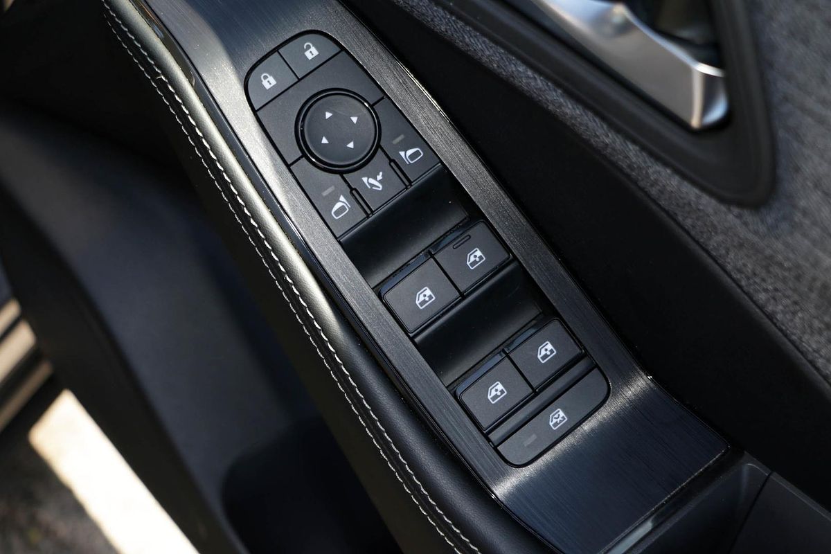 2024 Nissan X-TRAIL ST T33