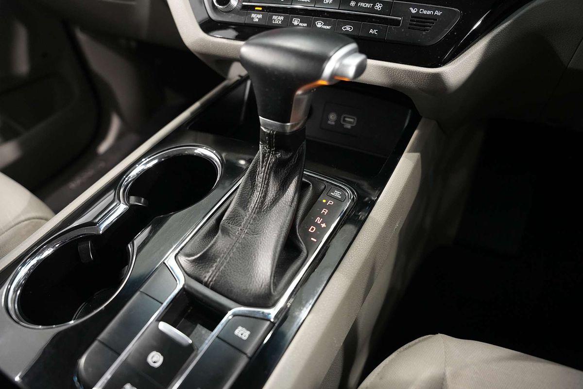 2019 Kia Carnival Si YP