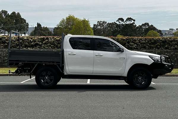 2022 Toyota Hilux SR GUN126R