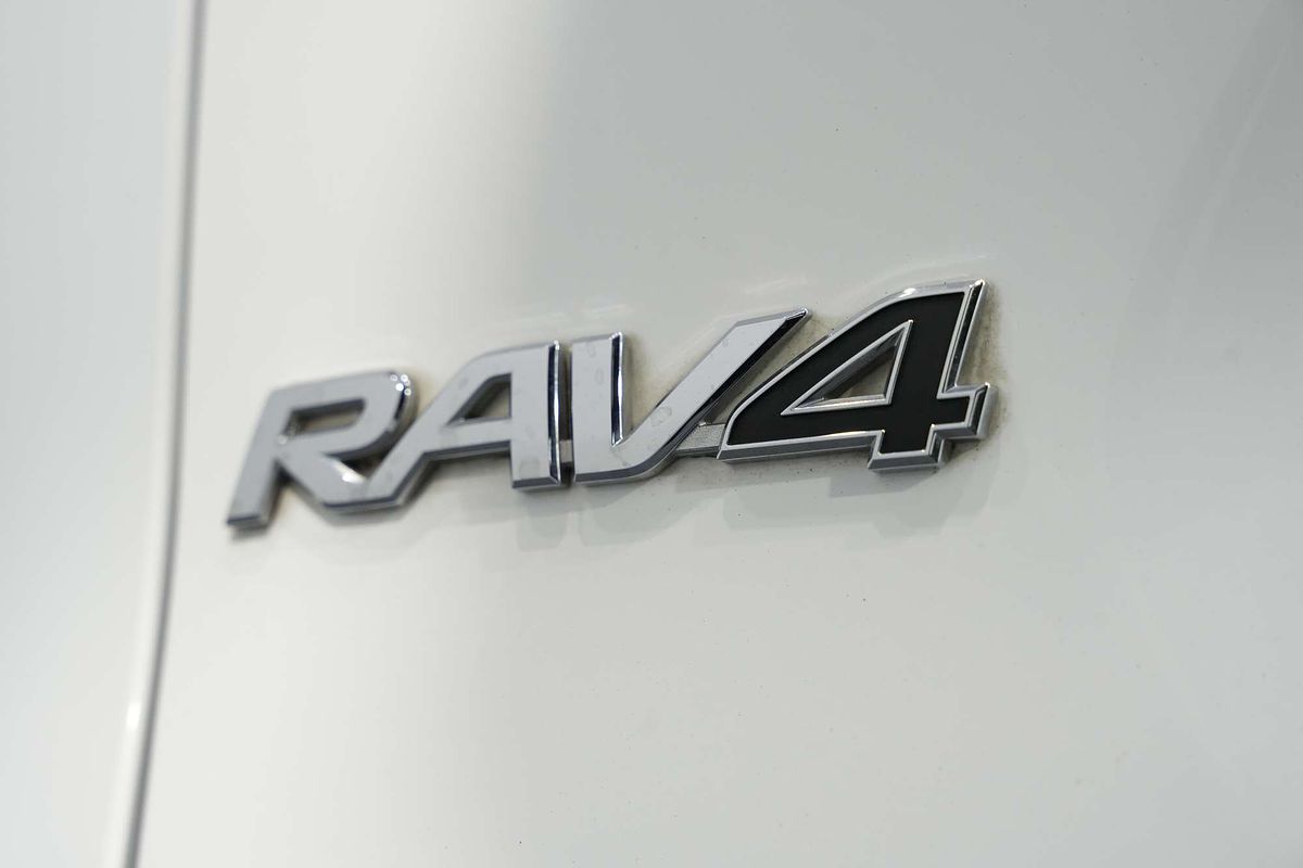 2020 Toyota RAV4 GX AXAH54R