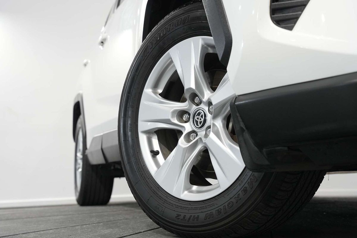 2020 Toyota RAV4 GX AXAH54R