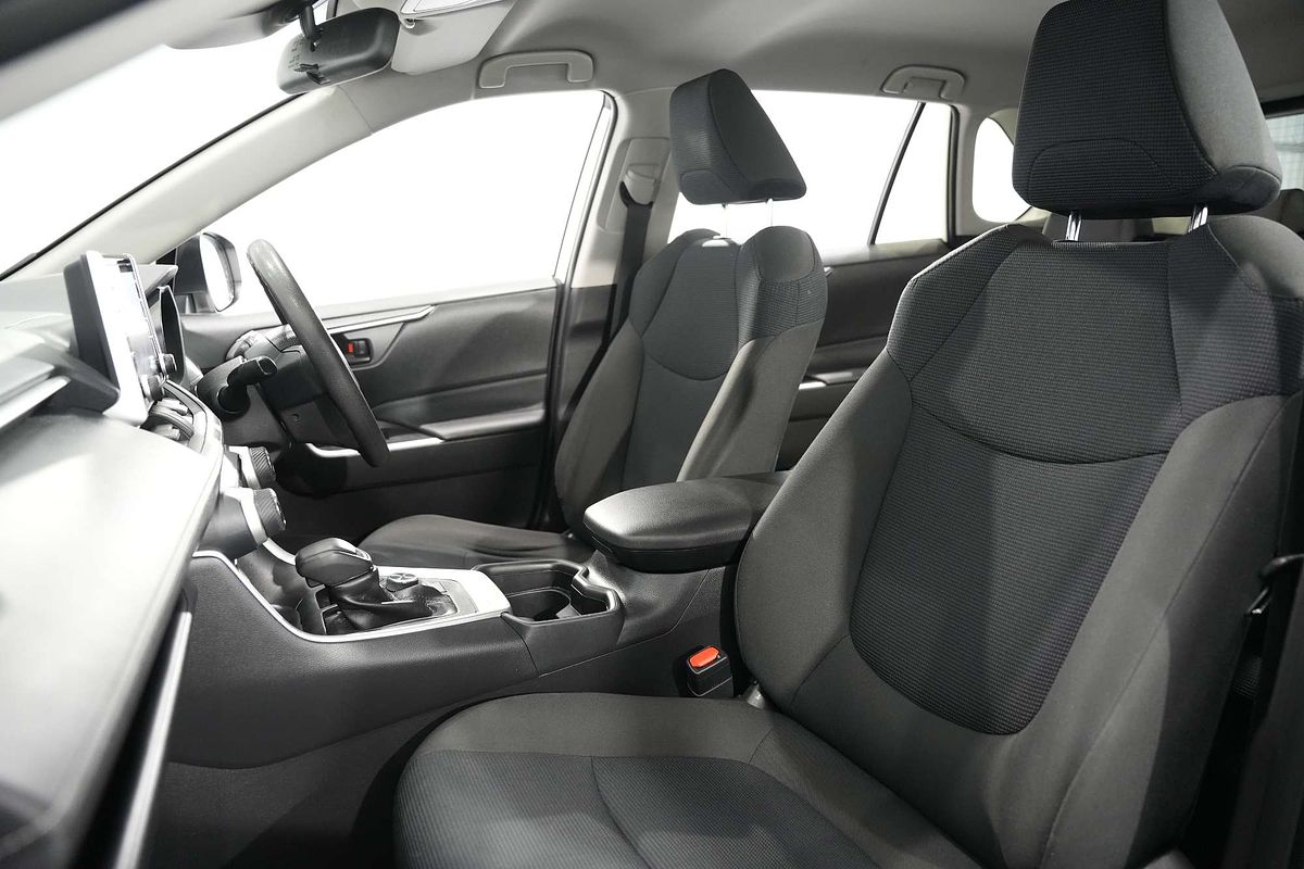 2020 Toyota RAV4 GX AXAH54R